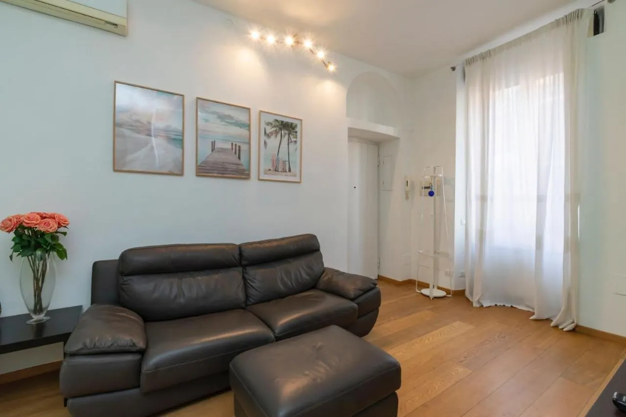 Suite Isola Bosco Verticale - 6 Guest Milano 0*,
